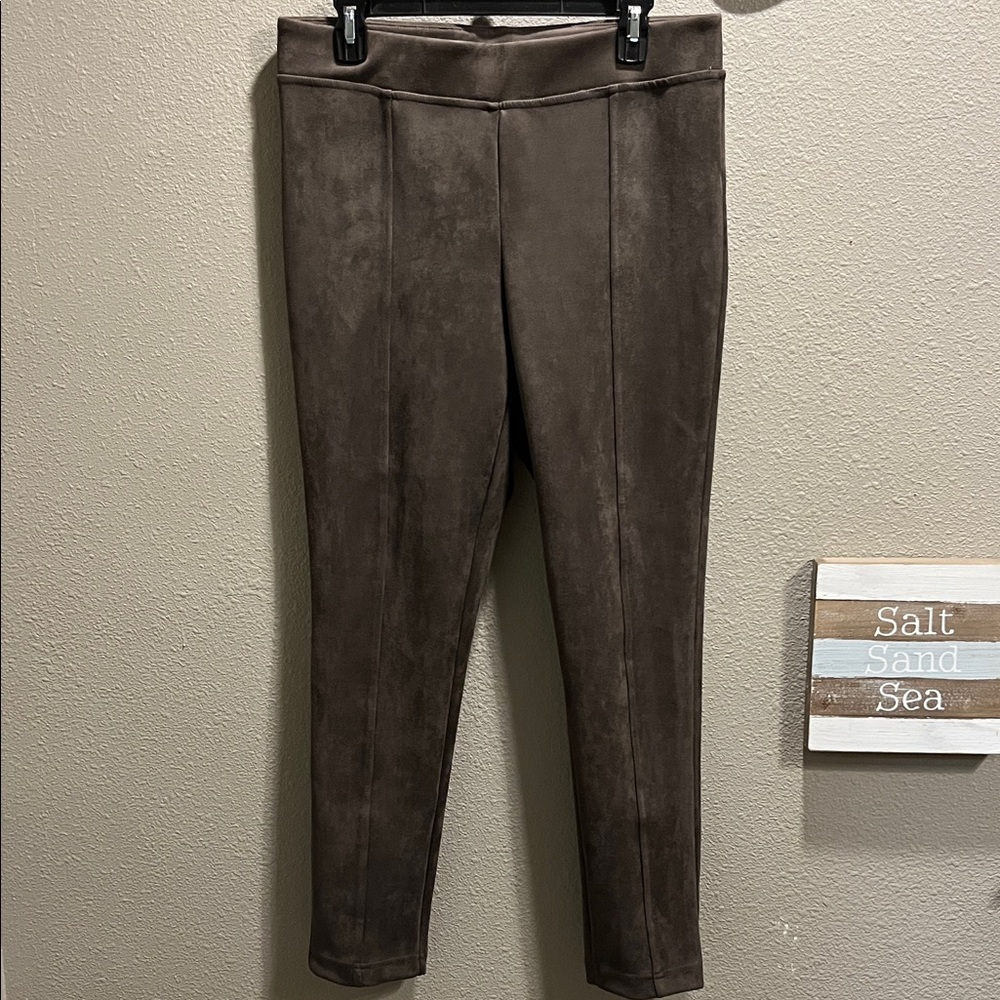 Andrew Marc taupe faux suede leggings size M
